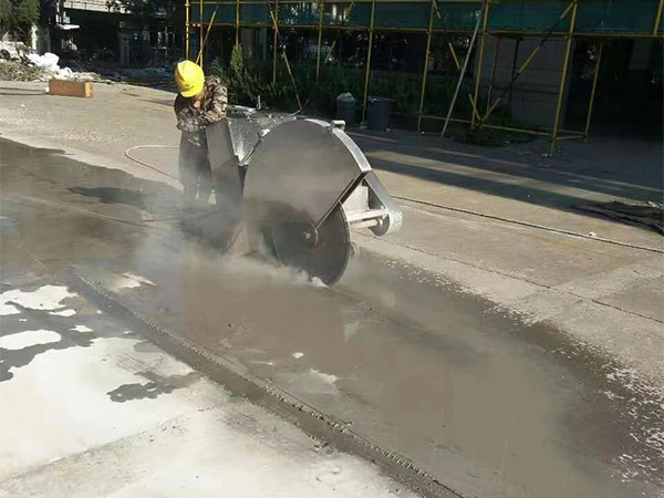 墻體、路面切割 (1)